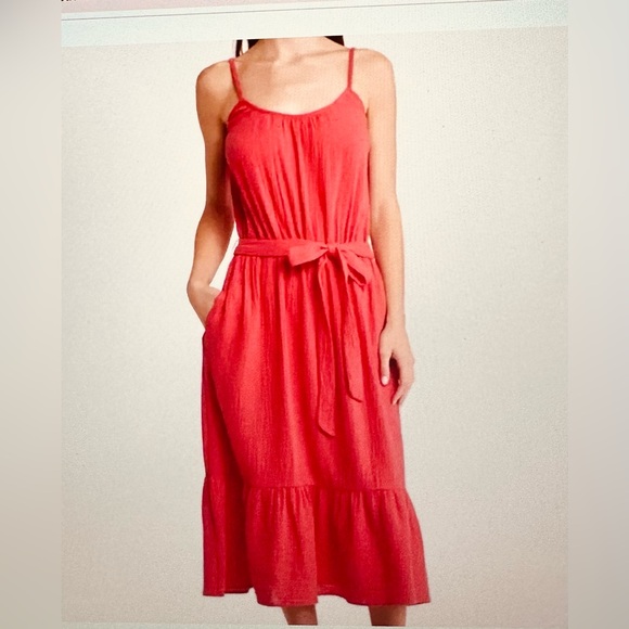 Evereve Dresses & Skirts - Coral Red Midi Summer Dress